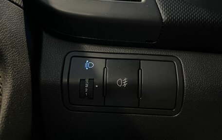 Hyundai Solaris II рестайлинг, 2011 год, 599 000 рублей, 32 фотография