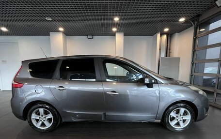 Renault Scenic III, 2011 год, 622 000 рублей, 2 фотография