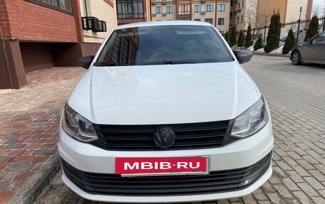 Volkswagen Polo VI (EU Market), 2018 год, 950 000 рублей, 17 фотография