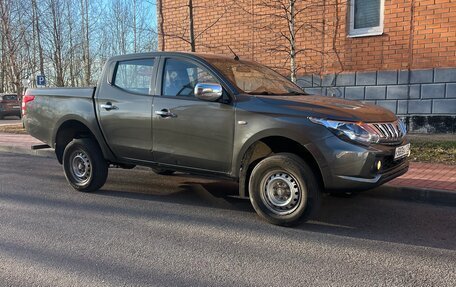 Mitsubishi L200 IV рестайлинг, 2016 год, 1 545 000 рублей, 5 фотография