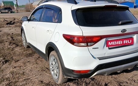 KIA Rio IV, 2018 год, 999 000 рублей, 2 фотография