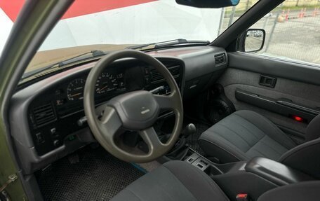 Toyota 4Runner III, 1993 год, 950 000 рублей, 13 фотография