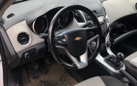 Chevrolet Cruze II, 2014 год, 799 000 рублей, 13 фотография