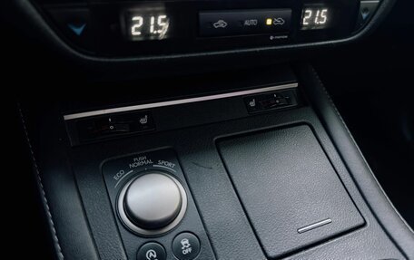 Lexus ES VII, 2015 год, 2 170 000 рублей, 27 фотография