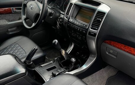 Toyota Land Cruiser Prado 120 рестайлинг, 2007 год, 1 590 000 рублей, 15 фотография