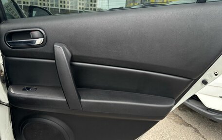 Mazda 6, 2011 год, 999 000 рублей, 17 фотография