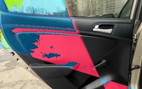 Hyundai Solaris II рестайлинг, 2011 год, 550 000 рублей, 11 фотография