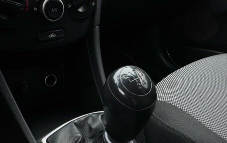 Hyundai Solaris II рестайлинг, 2011 год, 550 000 рублей, 19 фотография