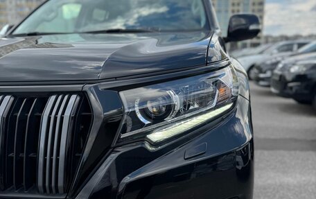 Toyota Land Cruiser Prado 150 рестайлинг 2, 2018 год, 4 990 000 рублей, 9 фотография