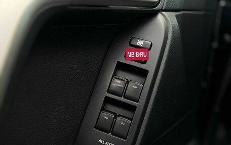 Toyota Land Cruiser Prado 150 рестайлинг 2, 2018 год, 4 990 000 рублей, 23 фотография