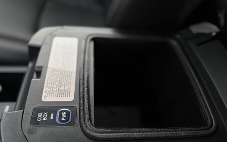 Toyota Land Cruiser Prado 150 рестайлинг 2, 2018 год, 4 990 000 рублей, 35 фотография