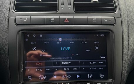 Volkswagen Polo VI (EU Market), 2015 год, 1 090 000 рублей, 18 фотография