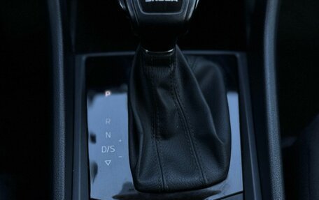 Skoda Karoq I, 2020 год, 2 190 000 рублей, 24 фотография