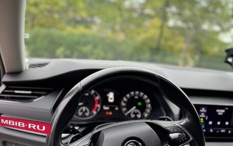 Skoda Octavia IV, 2021 год, 2 250 000 рублей, 13 фотография