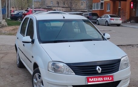Renault Logan I, 2013 год, 280 000 рублей, 1 фотография