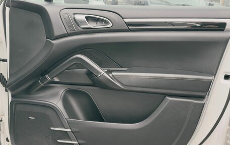 Porsche Cayenne III, 2013 год, 2 690 000 рублей, 24 фотография