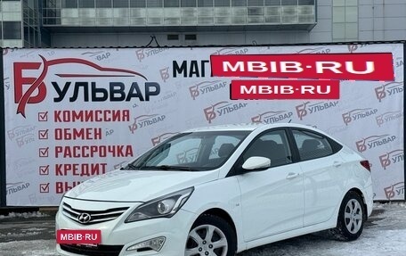 Hyundai Solaris II рестайлинг, 2015 год, 820 000 рублей, 3 фотография