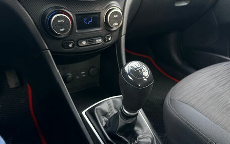 Hyundai Solaris II рестайлинг, 2015 год, 820 000 рублей, 20 фотография