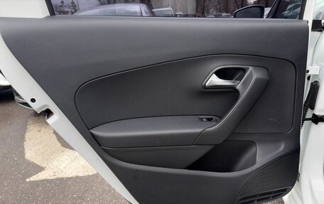 Volkswagen Polo VI (EU Market), 2017 год, 990 000 рублей, 15 фотография