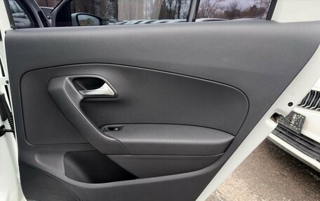 Volkswagen Polo VI (EU Market), 2017 год, 990 000 рублей, 17 фотография