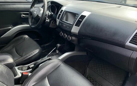 Mitsubishi Outlander III рестайлинг 3, 2011 год, 1 260 000 рублей, 21 фотография