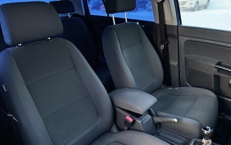 Volkswagen Golf Plus I, 2005 год, 440 000 рублей, 19 фотография