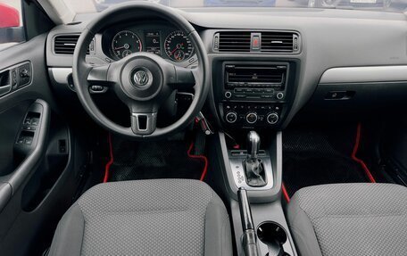 Volkswagen Jetta VI, 2012 год, 1 140 000 рублей, 14 фотография