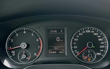 Volkswagen Jetta VI, 2012 год, 1 140 000 рублей, 16 фотография