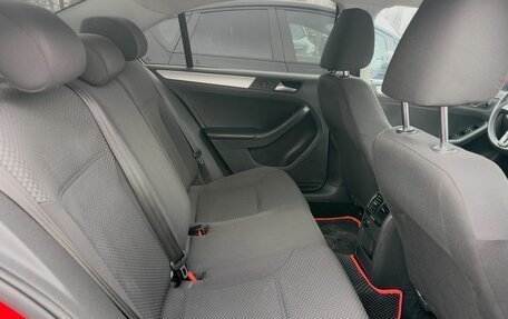 Volkswagen Jetta VI, 2012 год, 1 140 000 рублей, 24 фотография