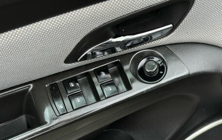 Chevrolet Cruze II, 2011 год, 749 000 рублей, 9 фотография