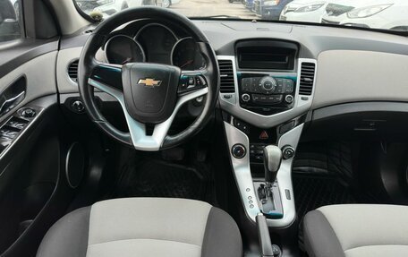 Chevrolet Cruze II, 2011 год, 749 000 рублей, 13 фотография