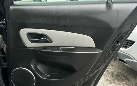 Chevrolet Cruze II, 2011 год, 749 000 рублей, 19 фотография