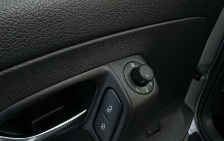 Volkswagen Polo VI (EU Market), 2019 год, 1 290 000 рублей, 25 фотография