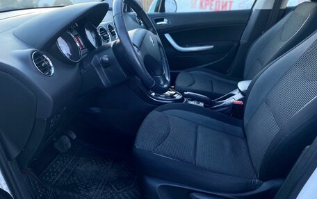 Peugeot 408 I рестайлинг, 2014 год, 610 000 рублей, 13 фотография