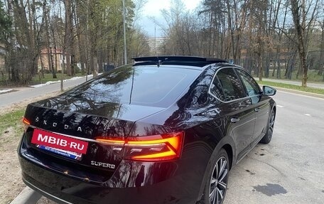 Skoda Superb III рестайлинг, 2025 год, 4 300 000 рублей, 3 фотография