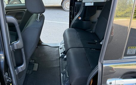 Toyota Roomy I, 2018 год, 850 000 рублей, 13 фотография