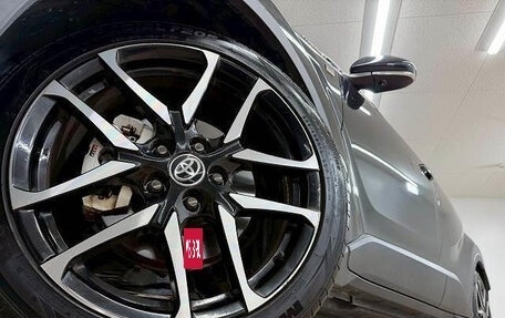 Toyota C-HR I рестайлинг, 2019 год, 1 650 000 рублей, 9 фотография