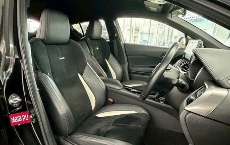 Toyota C-HR I рестайлинг, 2019 год, 1 650 000 рублей, 16 фотография