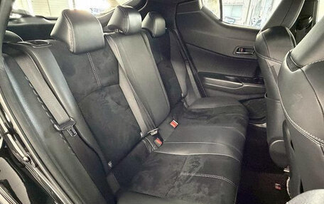 Toyota C-HR I рестайлинг, 2019 год, 1 650 000 рублей, 19 фотография