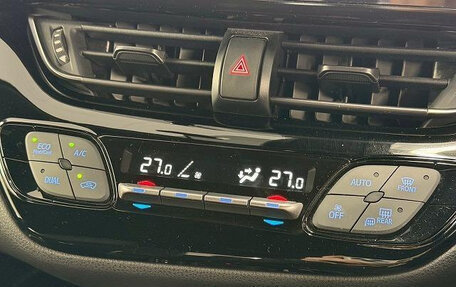 Toyota C-HR I рестайлинг, 2019 год, 1 650 000 рублей, 34 фотография