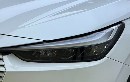 Honda Vezel, 2023 год, 1 860 548 рублей, 6 фотография