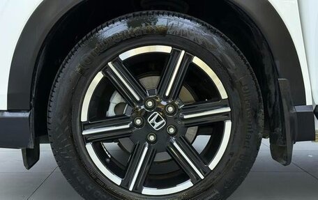 Honda Vezel, 2023 год, 1 860 548 рублей, 11 фотография