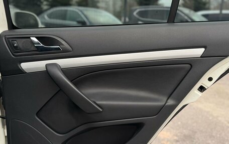 Skoda Octavia, 2011 год, 990 000 рублей, 13 фотография