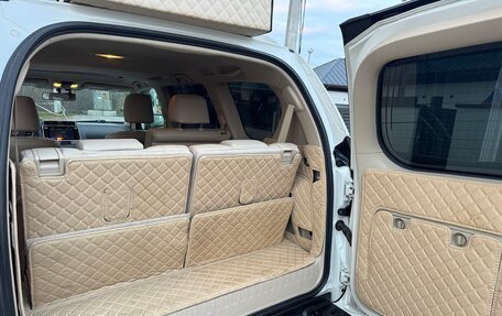 Toyota Land Cruiser Prado 150 рестайлинг 2, 2021 год, 5 990 000 рублей, 16 фотография