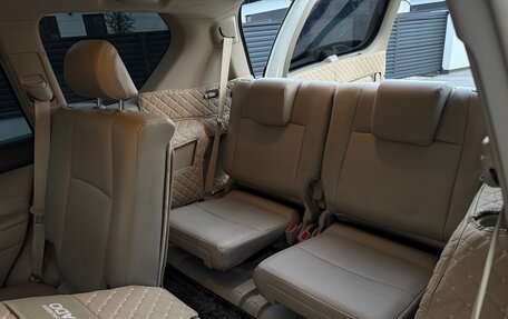 Toyota Land Cruiser Prado 150 рестайлинг 2, 2021 год, 5 990 000 рублей, 18 фотография