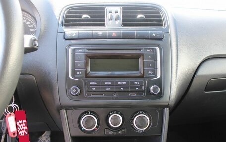 Volkswagen Polo VI (EU Market), 2013 год, 719 000 рублей, 13 фотография