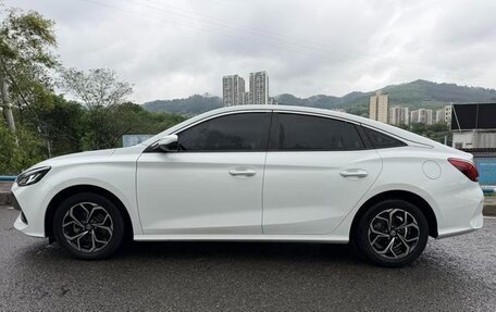 MG 5, 2022 год, 1 216 000 рублей, 2 фотография