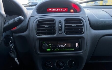 Renault Clio III, 2001 год, 215 000 рублей, 11 фотография