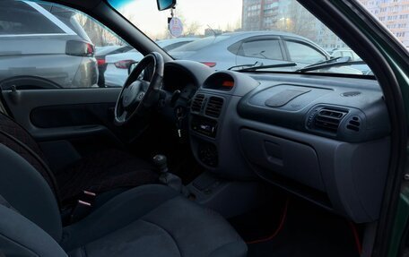 Renault Clio III, 2001 год, 215 000 рублей, 18 фотография