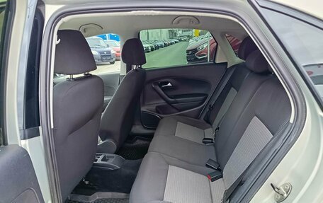 Volkswagen Polo VI (EU Market), 2011 год, 579 995 рублей, 11 фотография